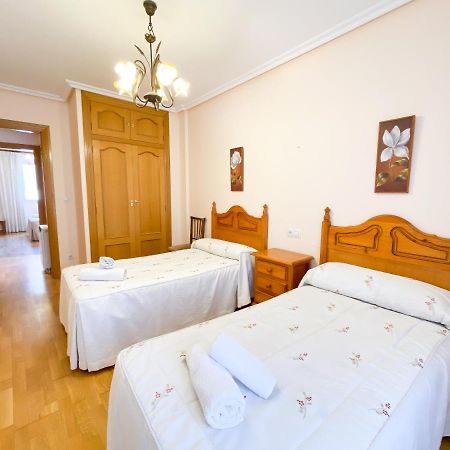 Vivienda Turistica Los Leones Berlanga de Duero Exterior foto