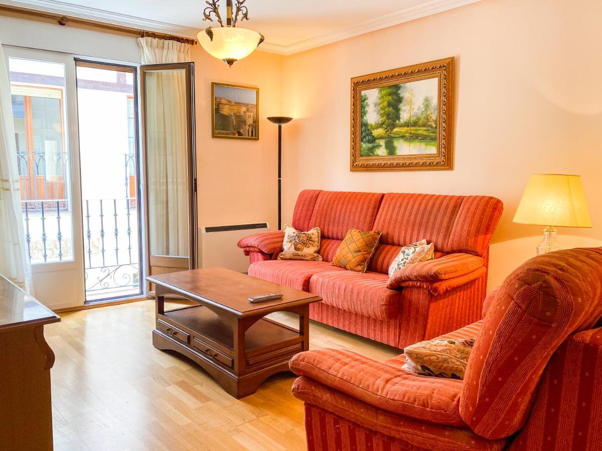 Vivienda Turistica Los Leones Berlanga de Duero Exterior foto