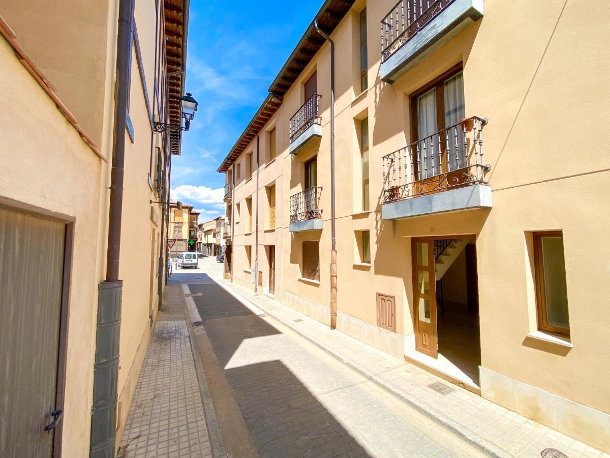 Vivienda Turistica Los Leones Berlanga de Duero Exterior foto