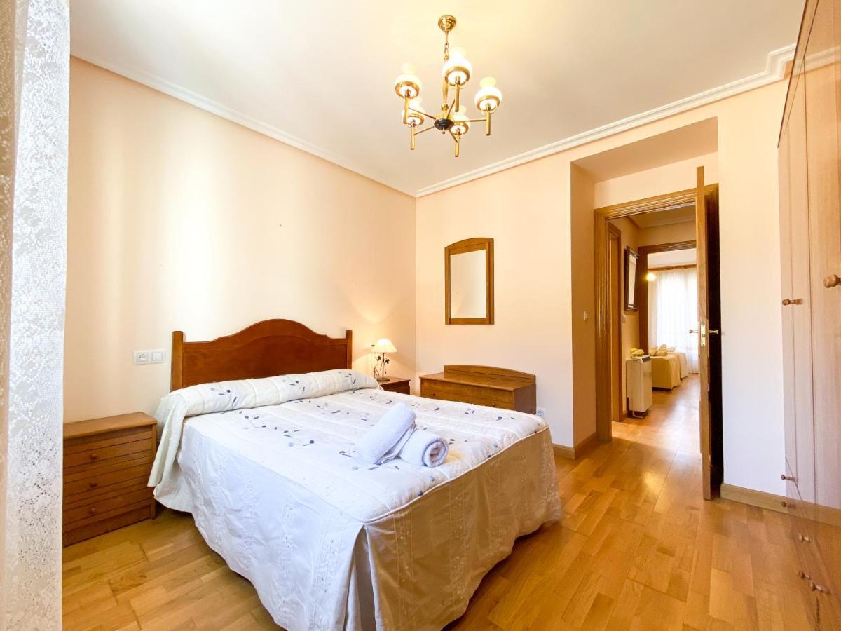 Vivienda Turistica Los Leones Berlanga de Duero Exterior foto