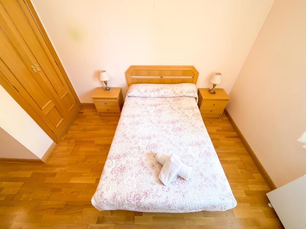 Vivienda Turistica Los Leones Berlanga de Duero Exterior foto
