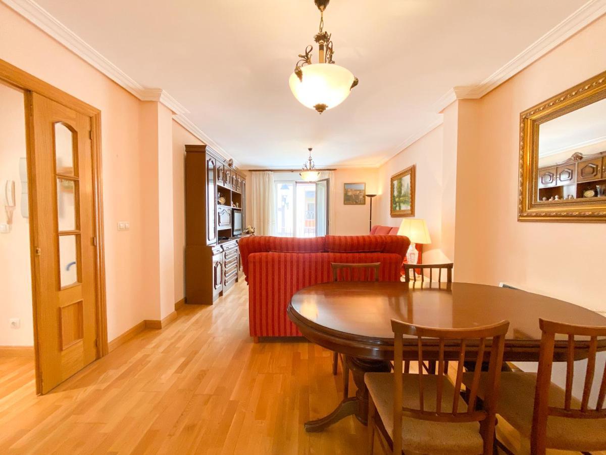 Vivienda Turistica Los Leones Berlanga de Duero Exterior foto