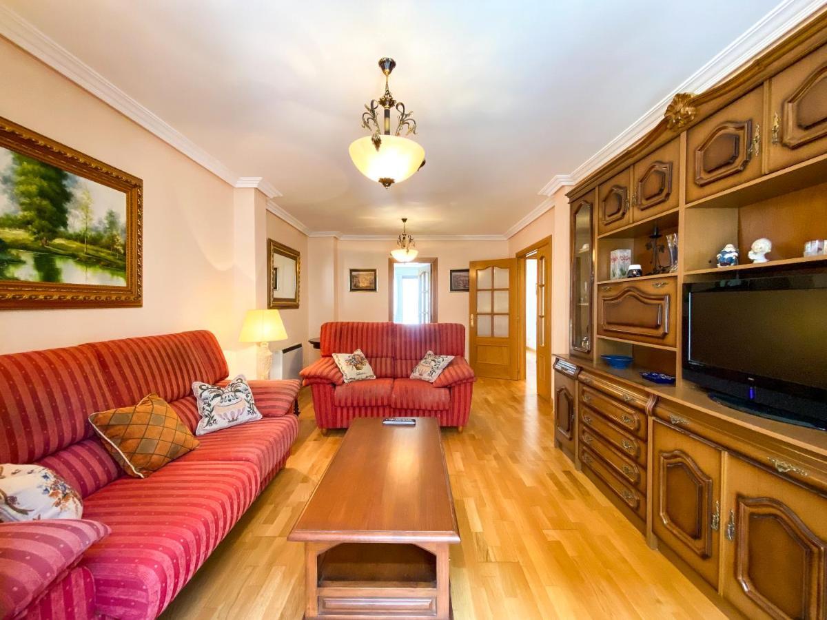 Vivienda Turistica Los Leones Berlanga de Duero Exterior foto