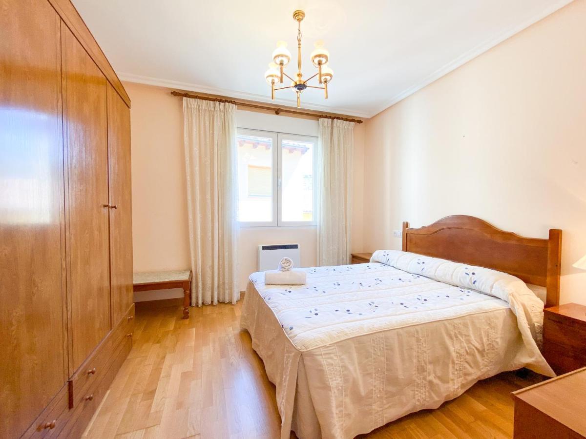 Vivienda Turistica Los Leones Berlanga de Duero Exterior foto