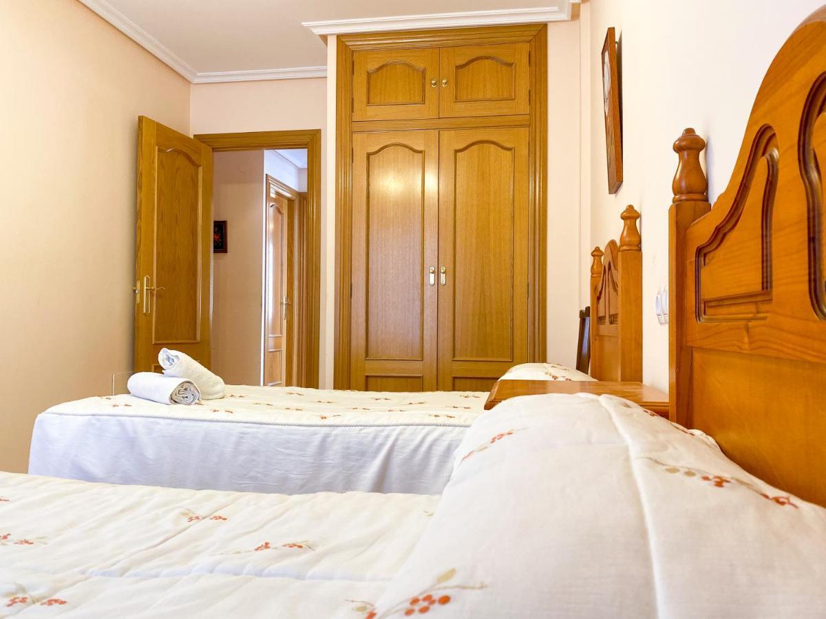 Vivienda Turistica Los Leones Berlanga de Duero Exterior foto